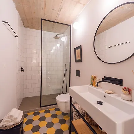 Intendente Prime By Hosty