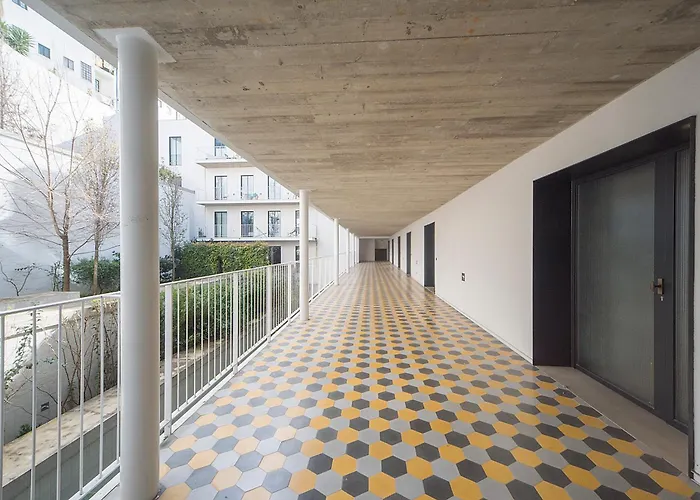 Intendente Prime By Hosty * Лиссабон